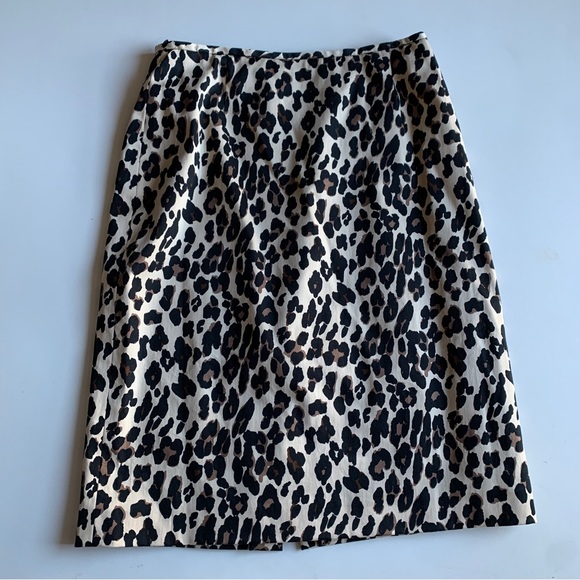 Tahari Arthur S Lavine NWT 2 Piece Set Top & Skirt Leopard Print w/Belt Size 2 - Picture 3 of 8
